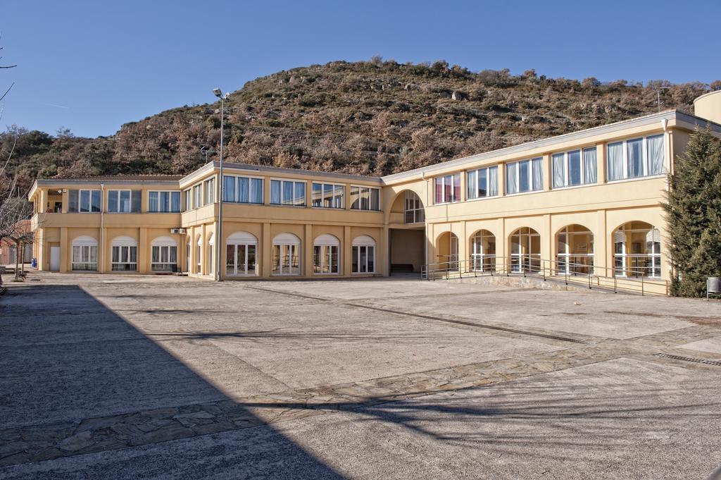 Alberg Montsec-Mur Guardia de Tremp Dış mekan fotoğraf
